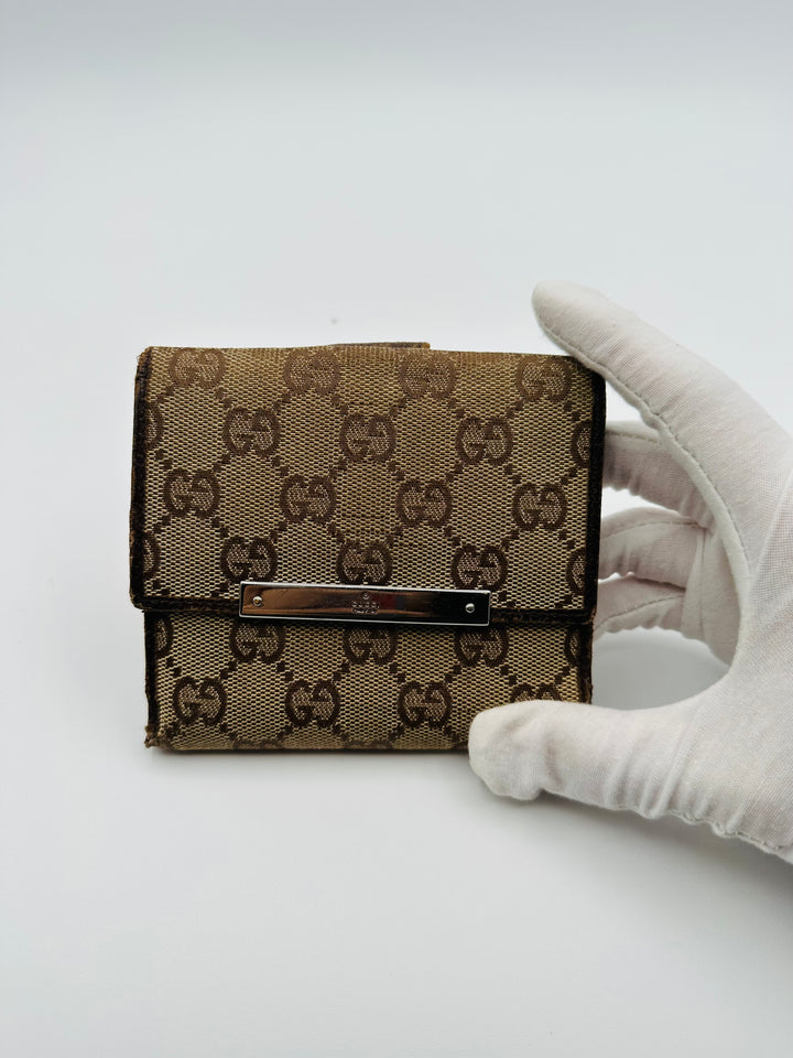 Gucci vintage wallet