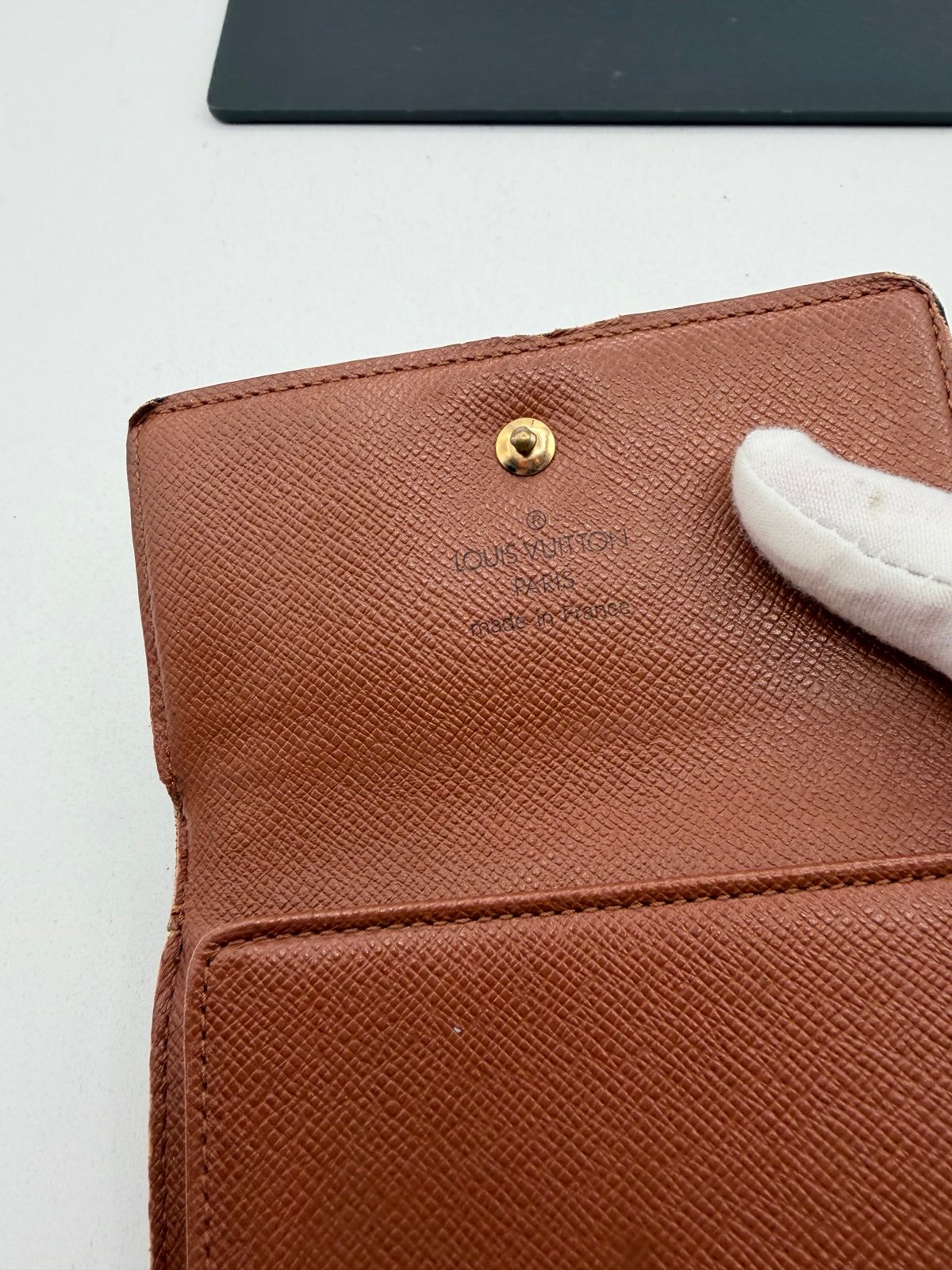 Pre-Owned Louis Vuitton Compact Monogram Wallet