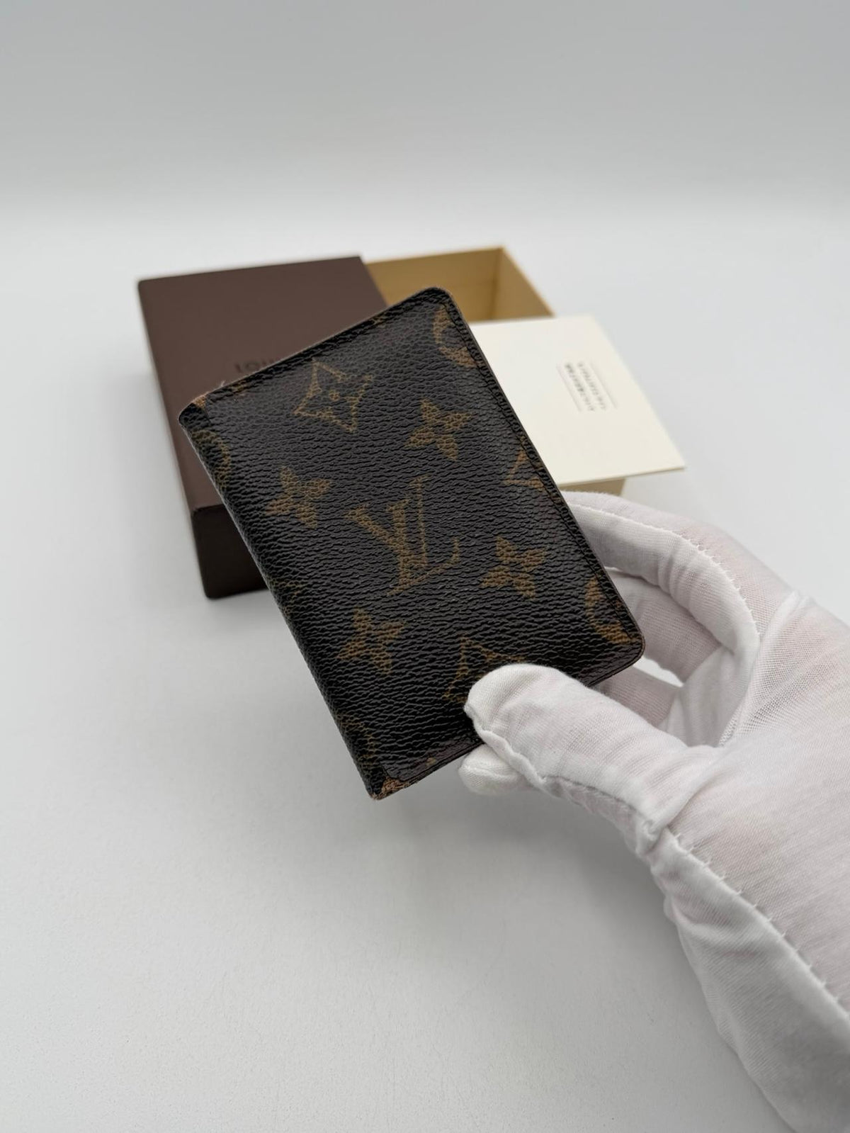 Pre-Owned Louis Vuitton Pocket Organizer Wallet