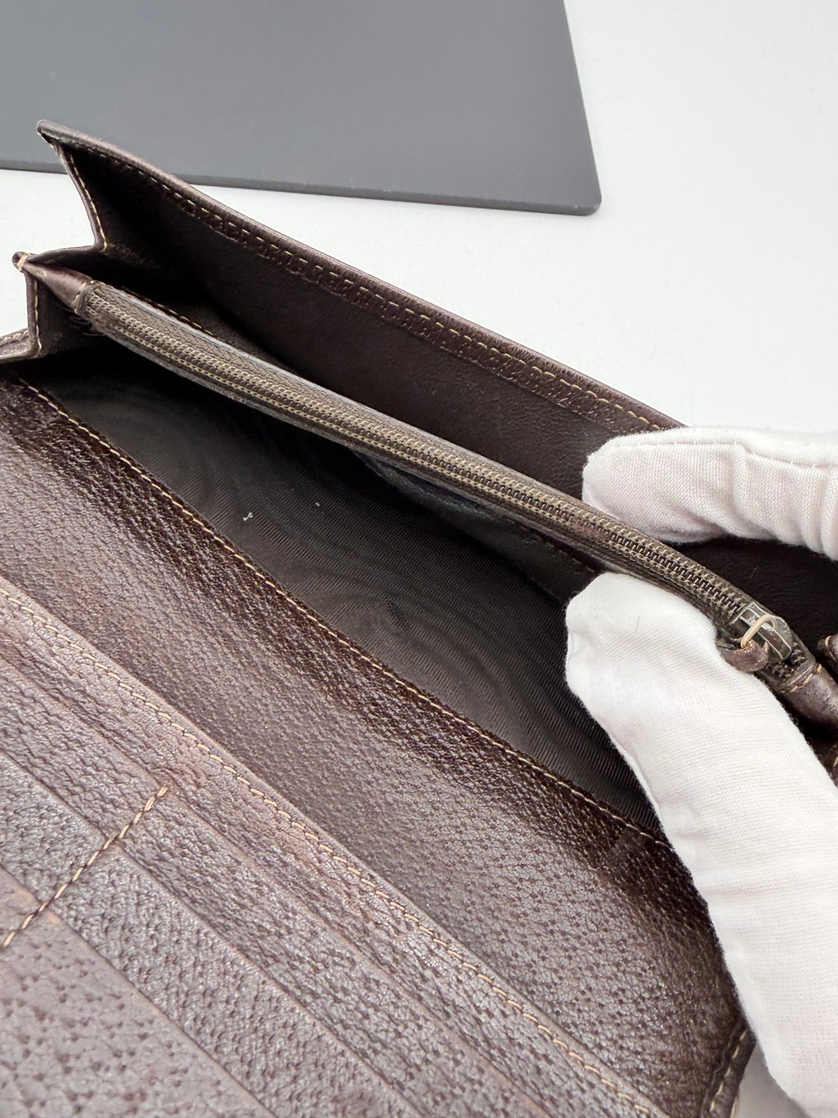 Pre-Owned Gucci Long Monogram Canvas Wallet