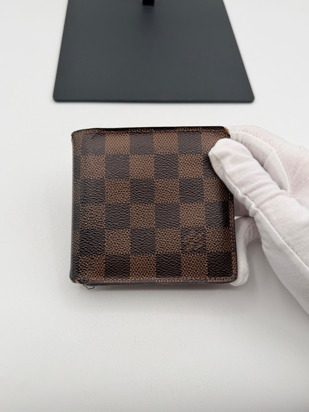 Pre-Owned Louis Vuitton Damier Bifold Wallet