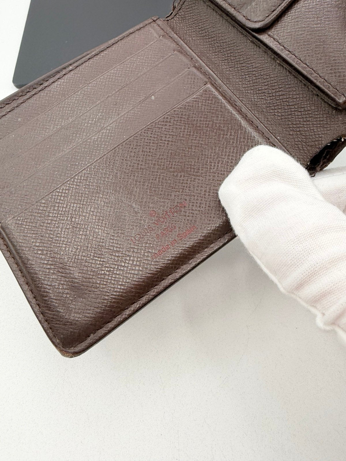 Pre-Owned Louis Vuitton Damier Bifold Wallet