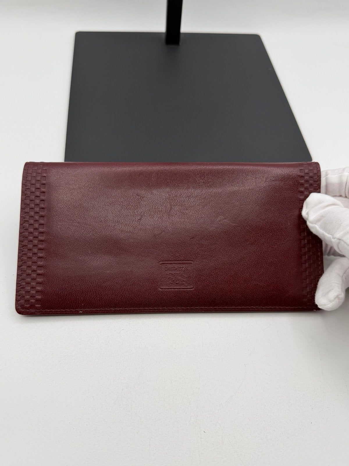 Pre-Owned Burberry long Leather Bifold Wallet