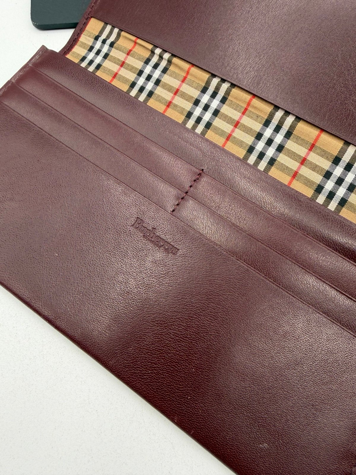 Pre-Owned Burberry long Leather Bifold Wallet