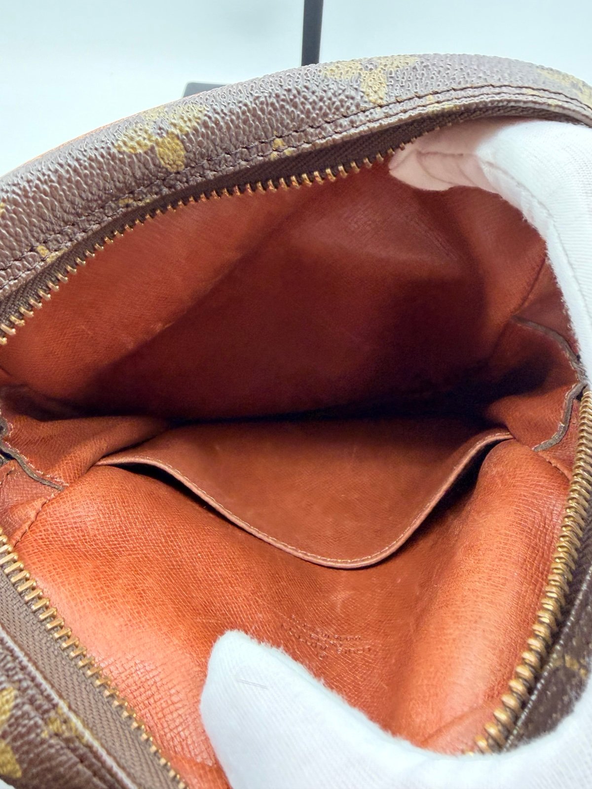Pre-Owned Louis Vuitton Monogram Crossbody Bag