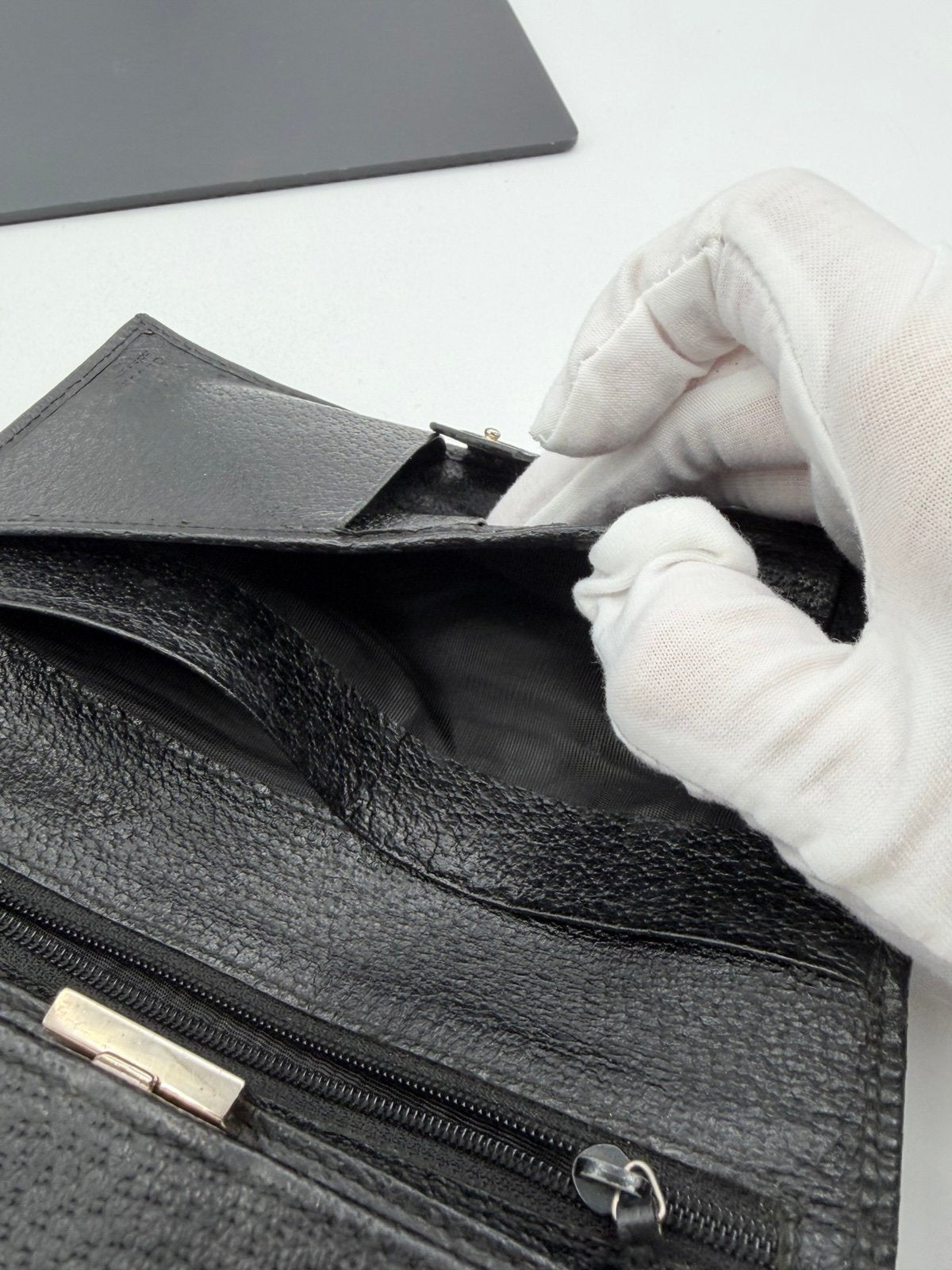Pre-Owned Gucci Multi Pocket Folding Wallet