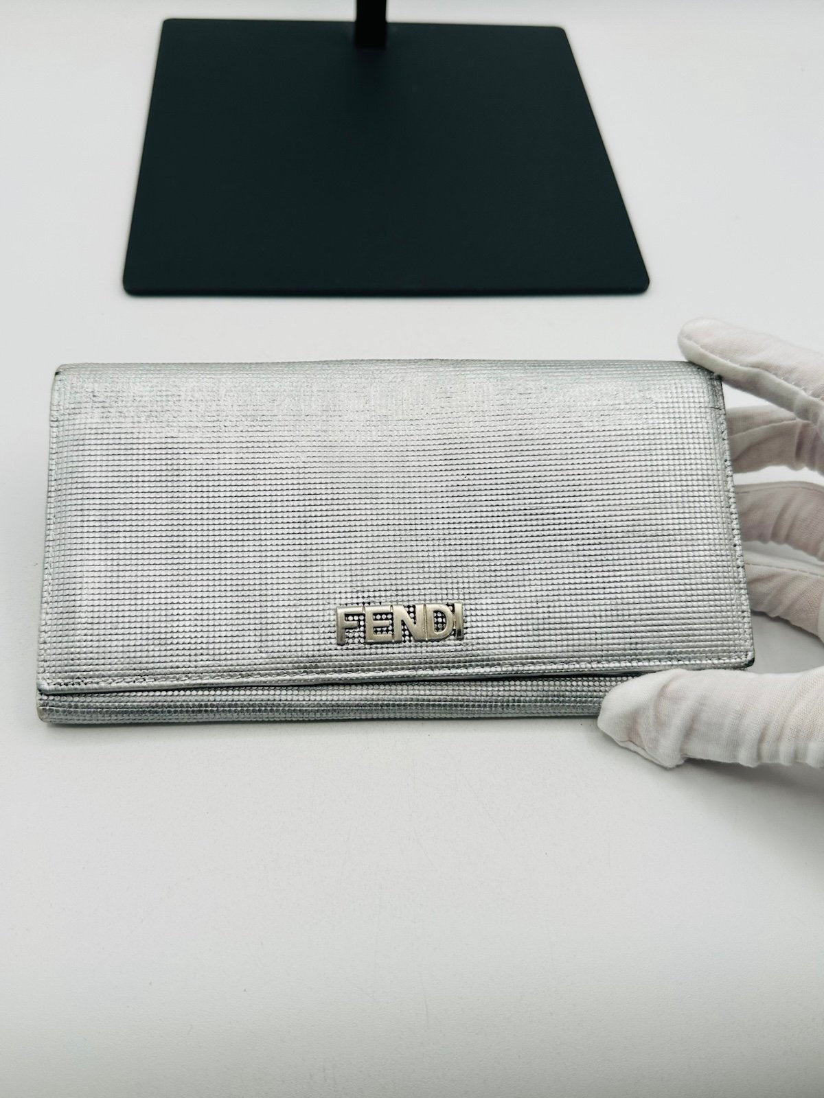 Pre-Owned Fendi Large Silver Flap Wallet