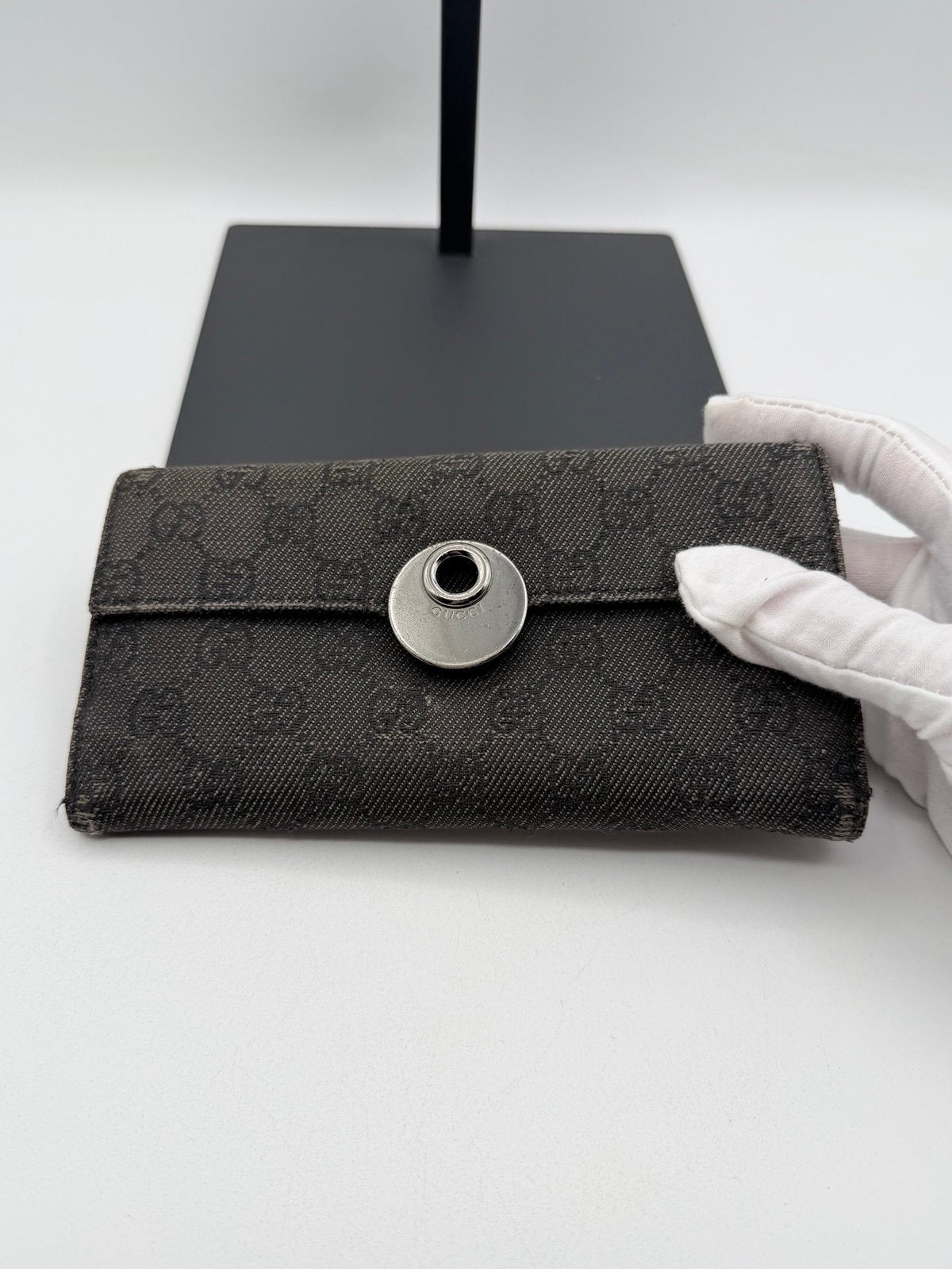 Pre-Owned Gucci Black Monogram Key Case Wallet