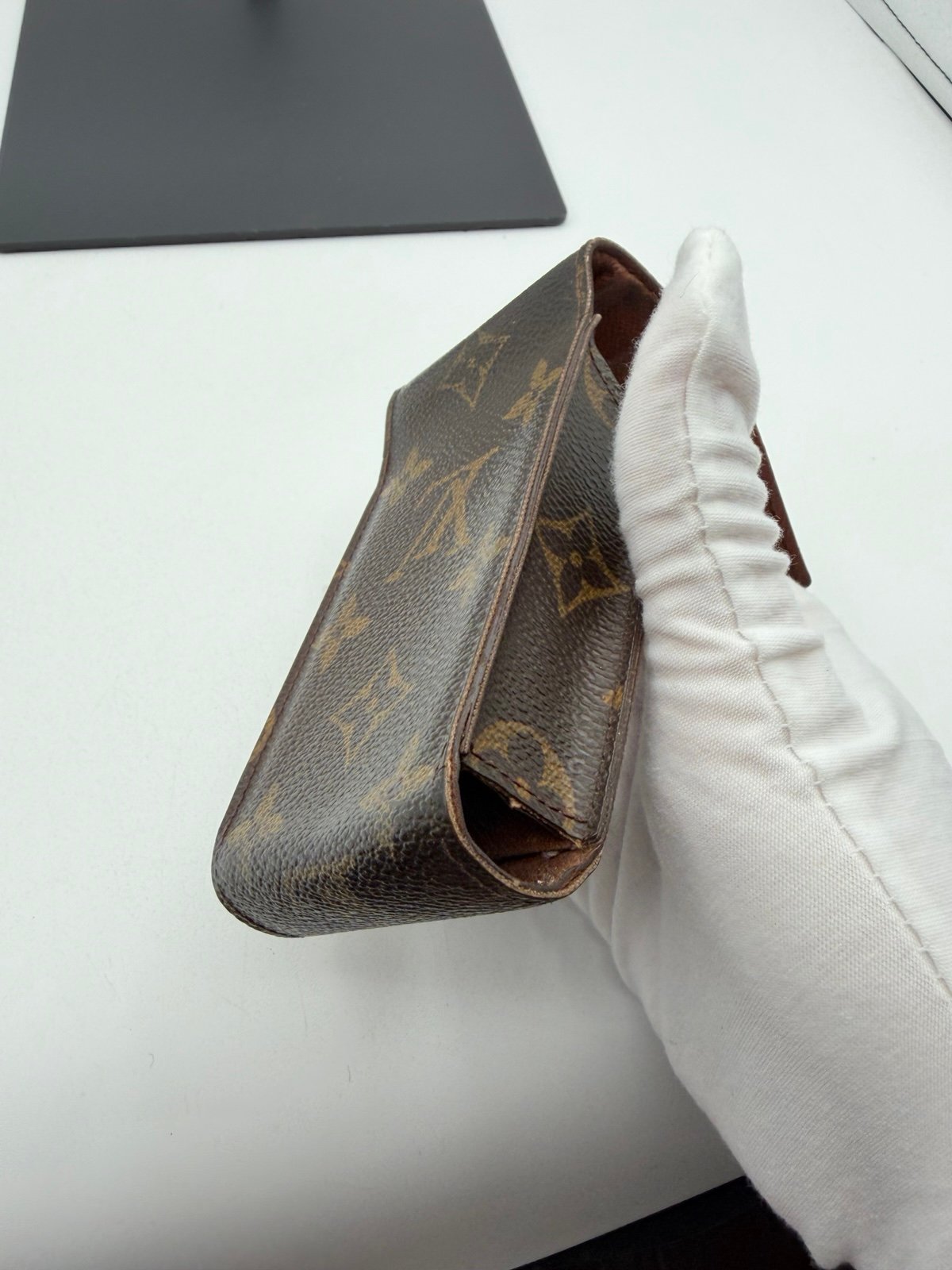 Pre-Owned Louis Vuitton Monogram Canvas Cigarette pocket Holder Case