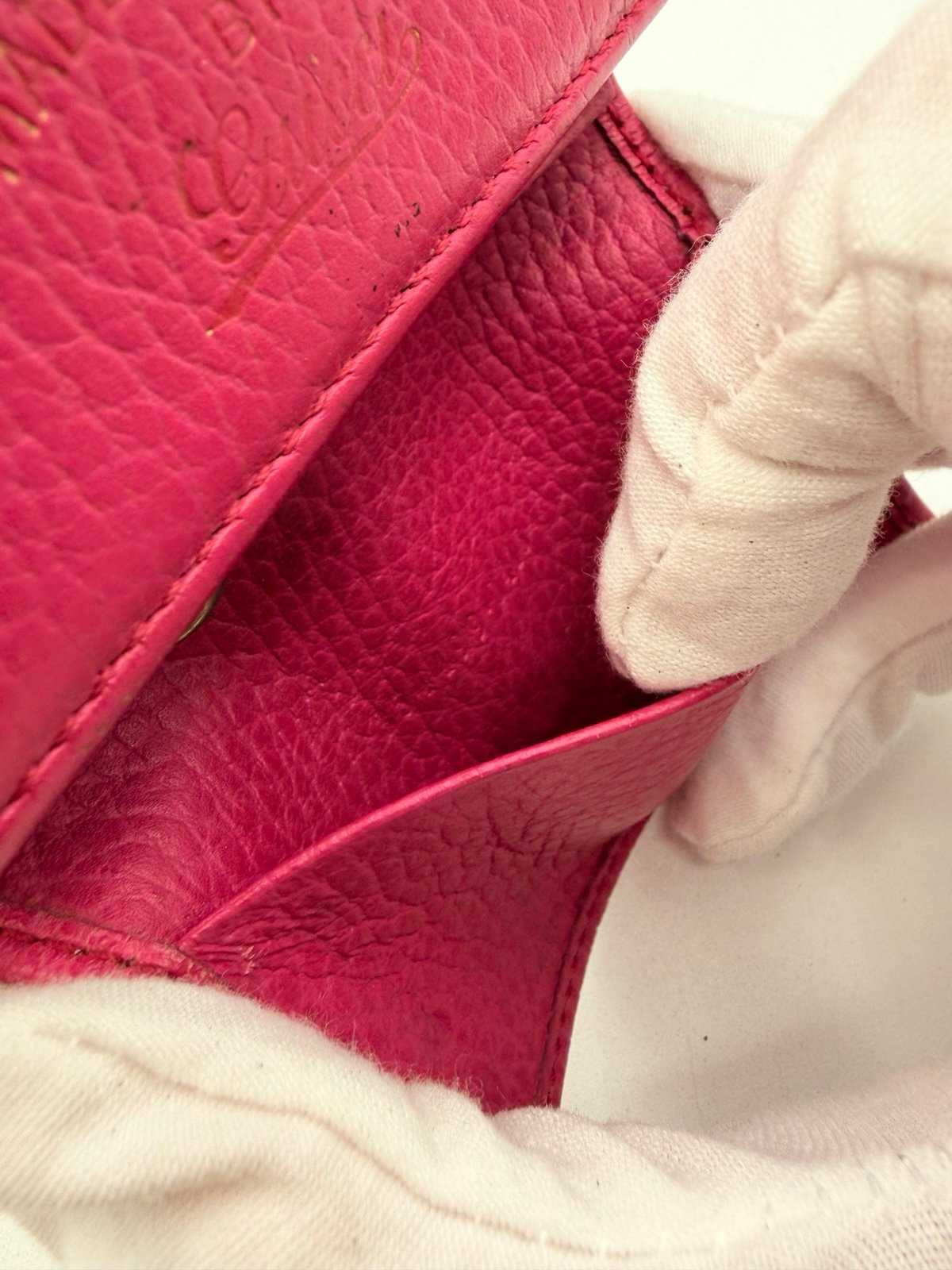 Pre-Owned Gucci Pebbled Leather Card / Key Holder