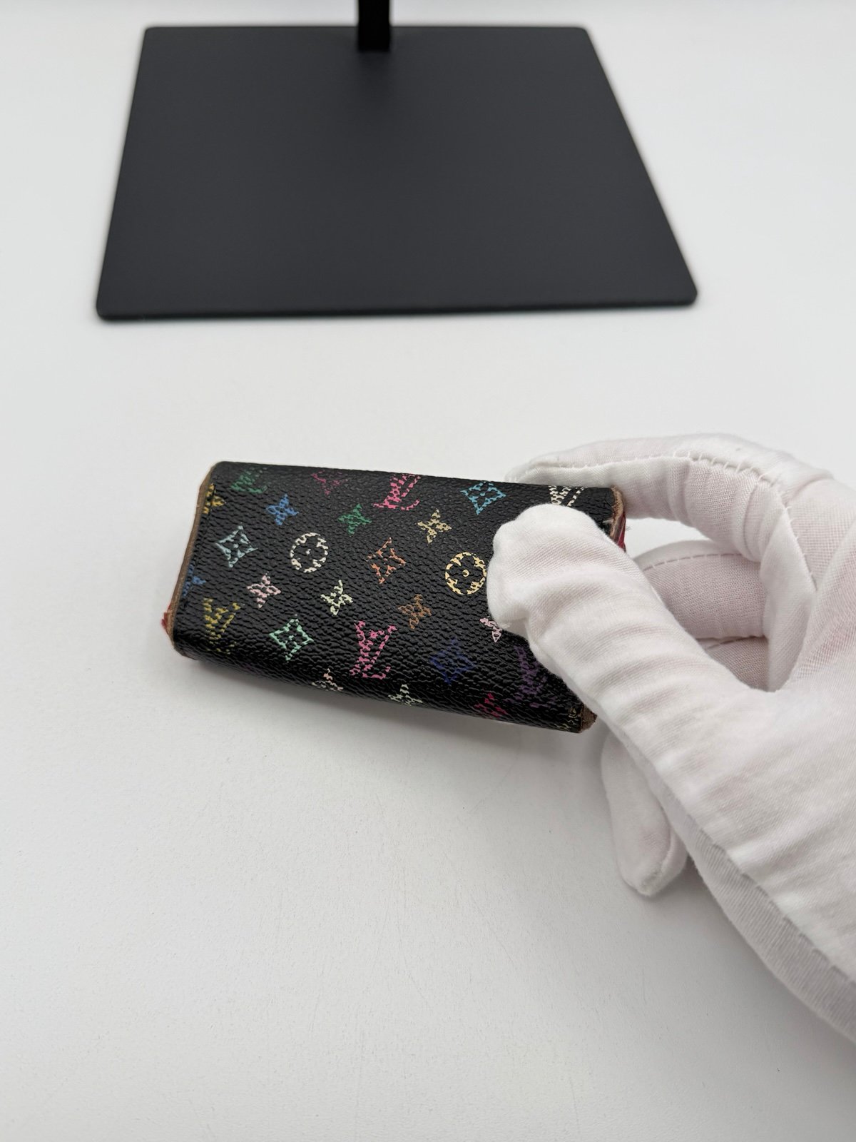 Pre-Owned Louis Vuitton Murakami Key Holder Wallet