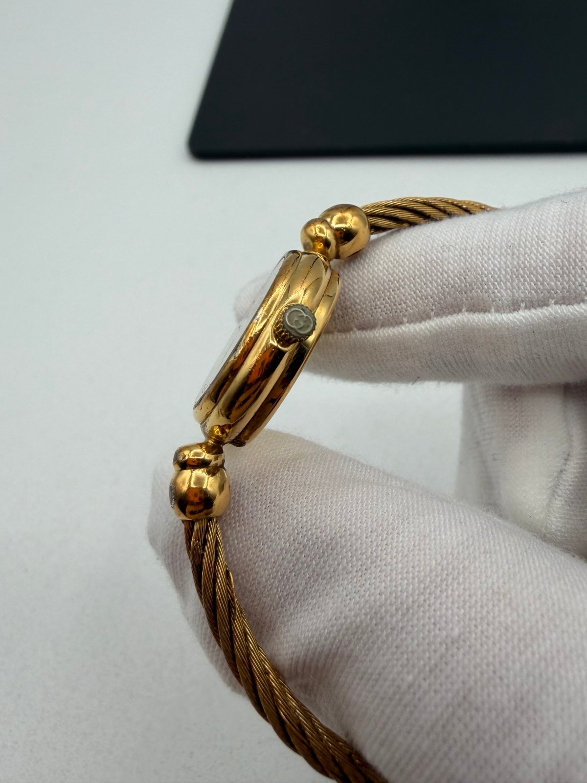 Pre-Owned Gucci Swiss Made Women's Watch