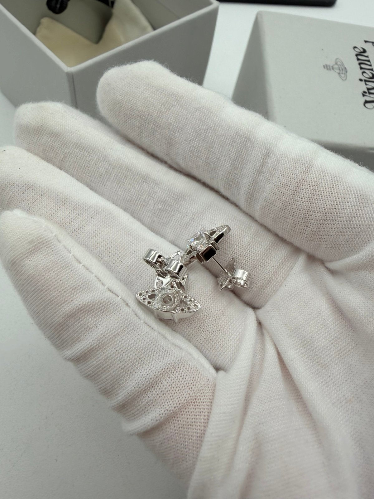 Pre-Owned Vivienne Westwood Orb Stud Earrings Silver