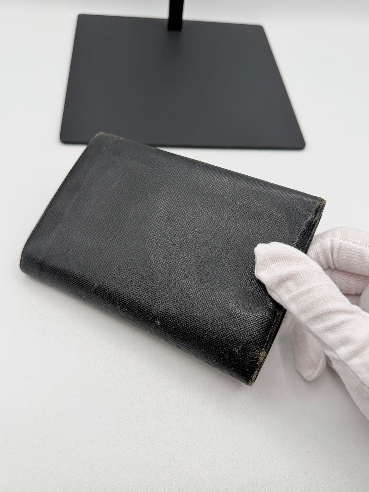 Pre-Owned Prada Black Leather Tri-Fold Wallet