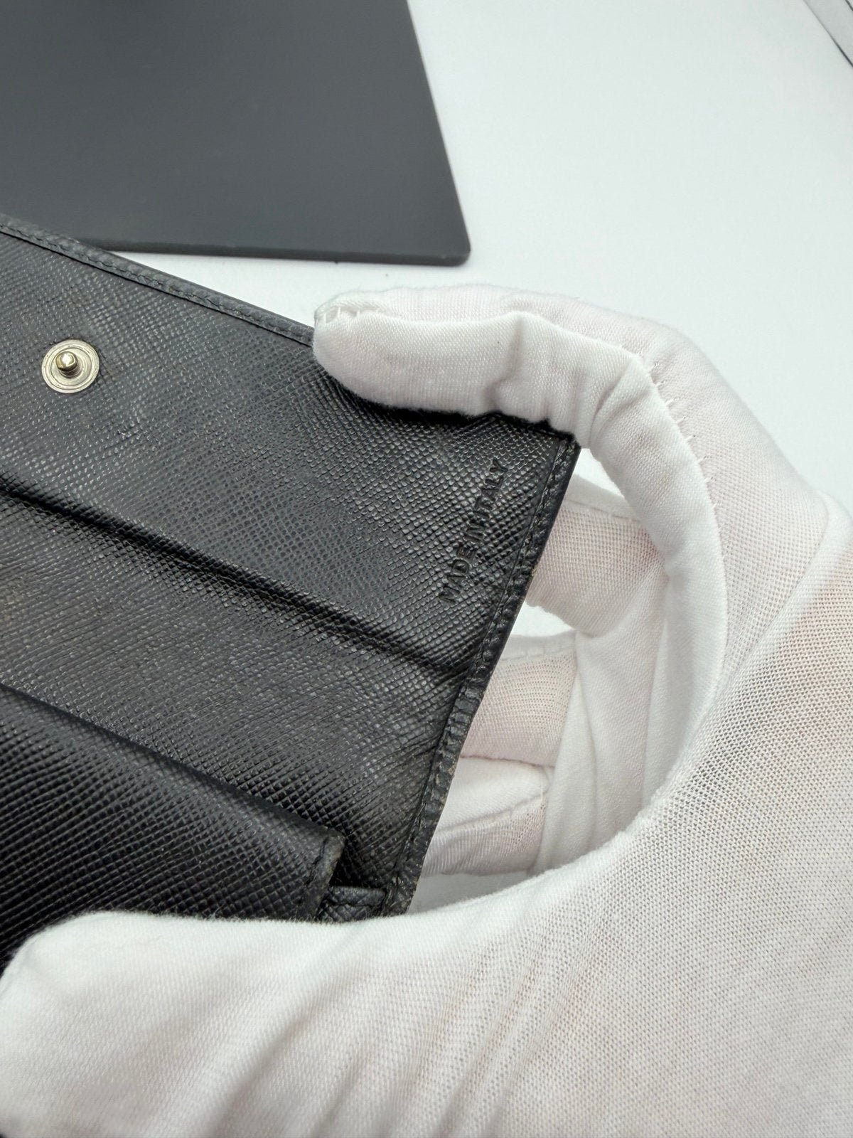 Pre-Owned Prada Black Leather Tri-Fold Wallet