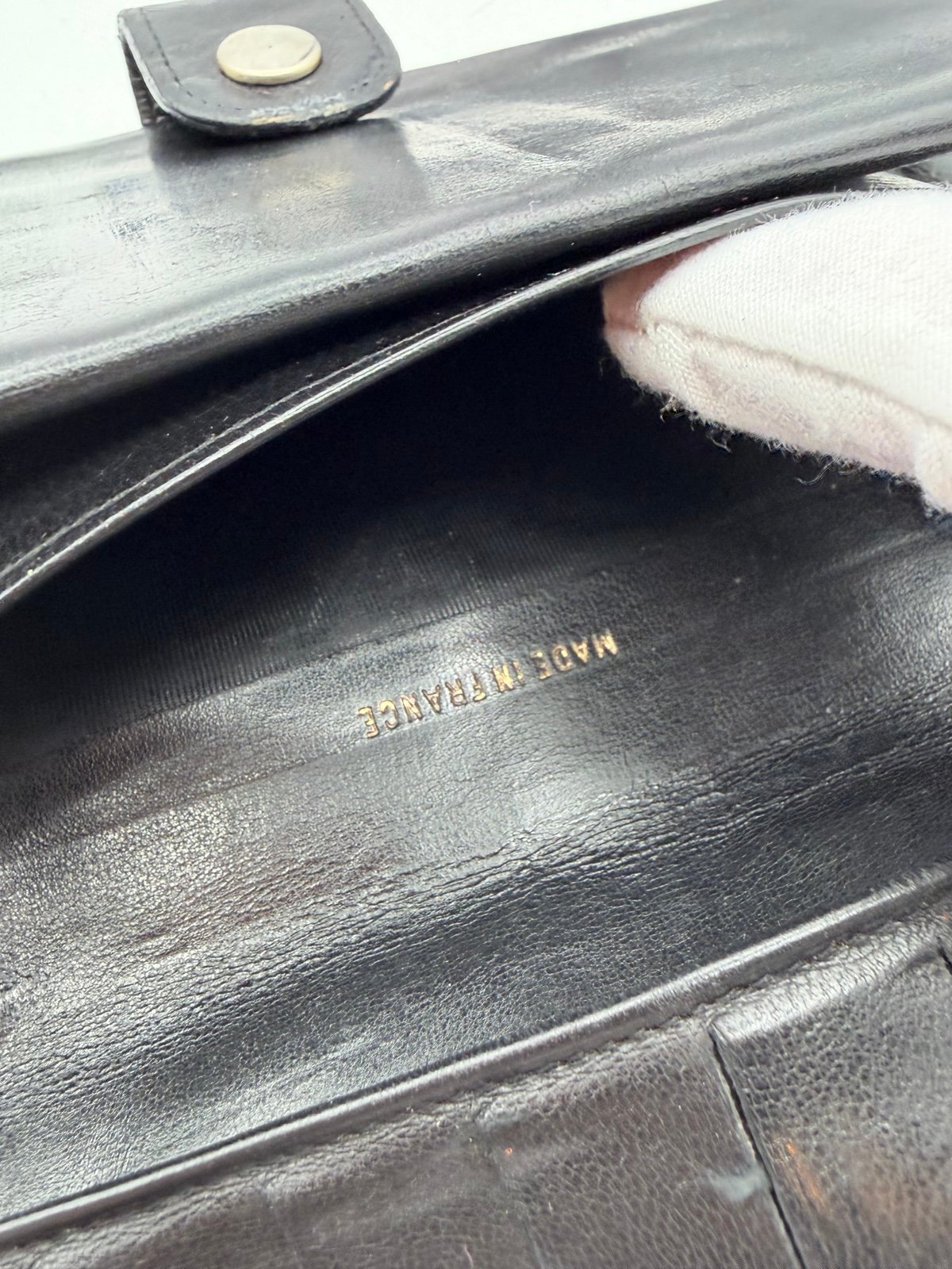 Pre-Owned Chanel Large CC Gold Lock Wallet