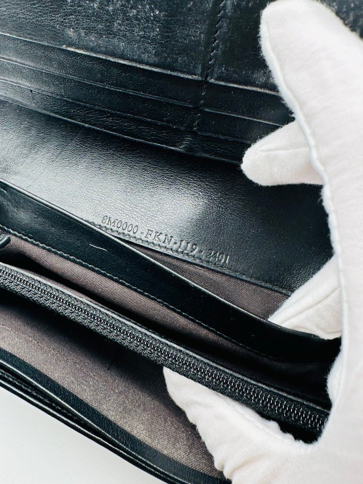 Pre-Owned Fendi Long Leather Flap Wallet