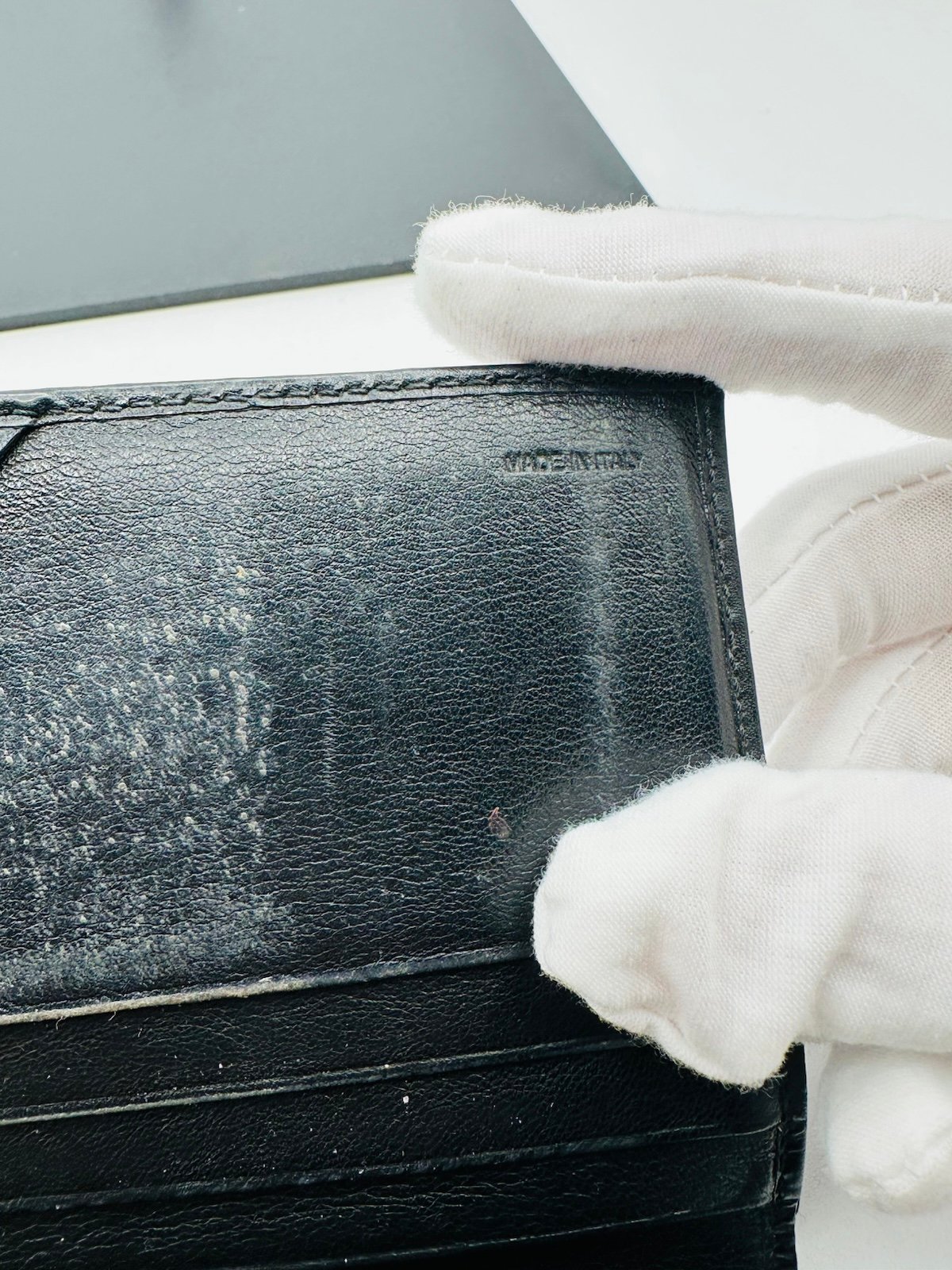 Pre-Owned Fendi Long Leather Flap Wallet