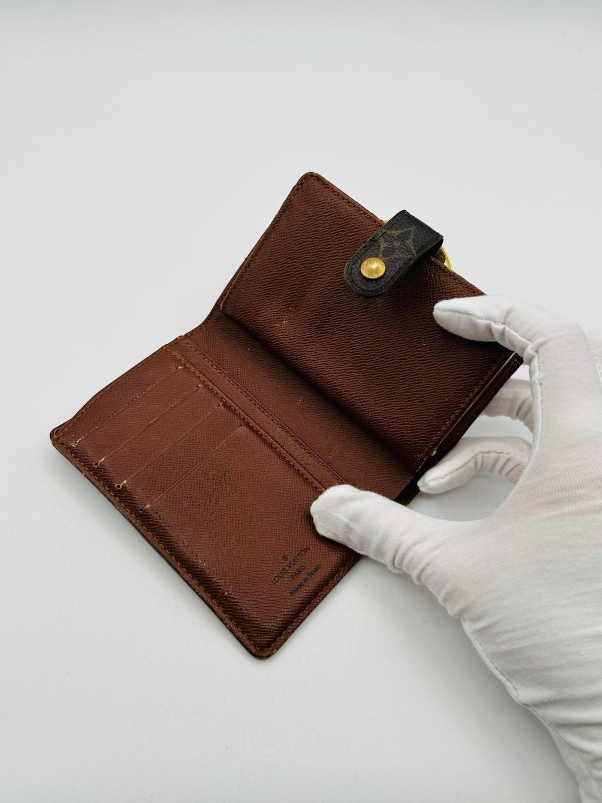 Pre-Owned Louis Vuitton Kisslock Wallet