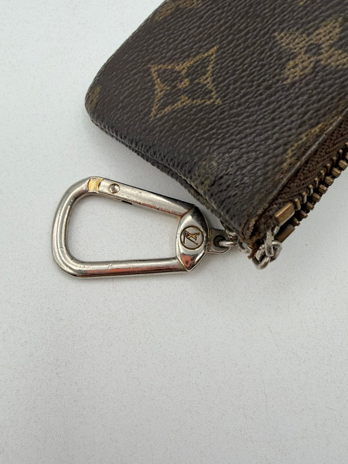 Pre-Owned Louis Vuitton Chain Pouch Wallet