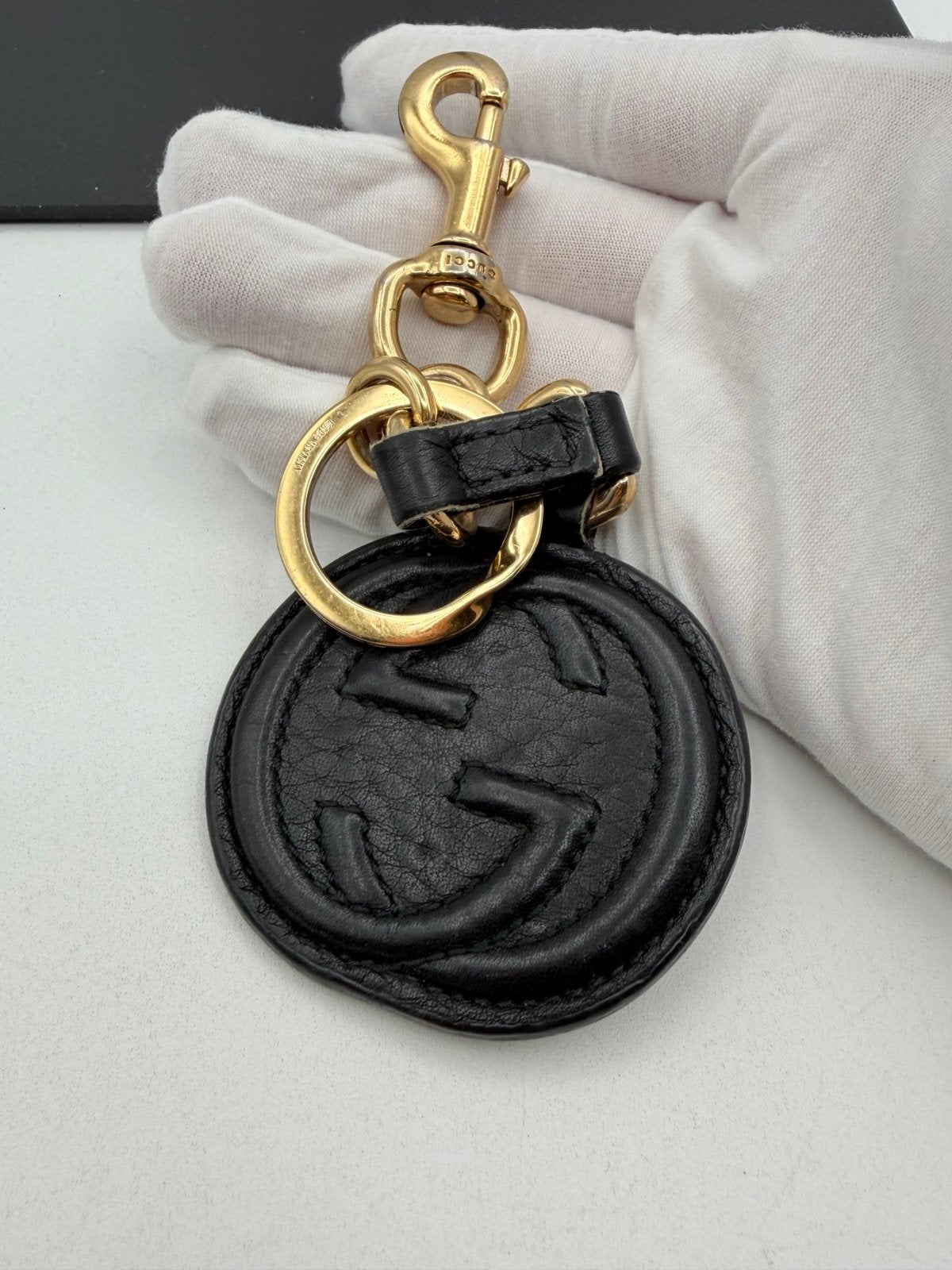 Pre-Owned Gucci Black Leather Interlocking G Keychain Charm