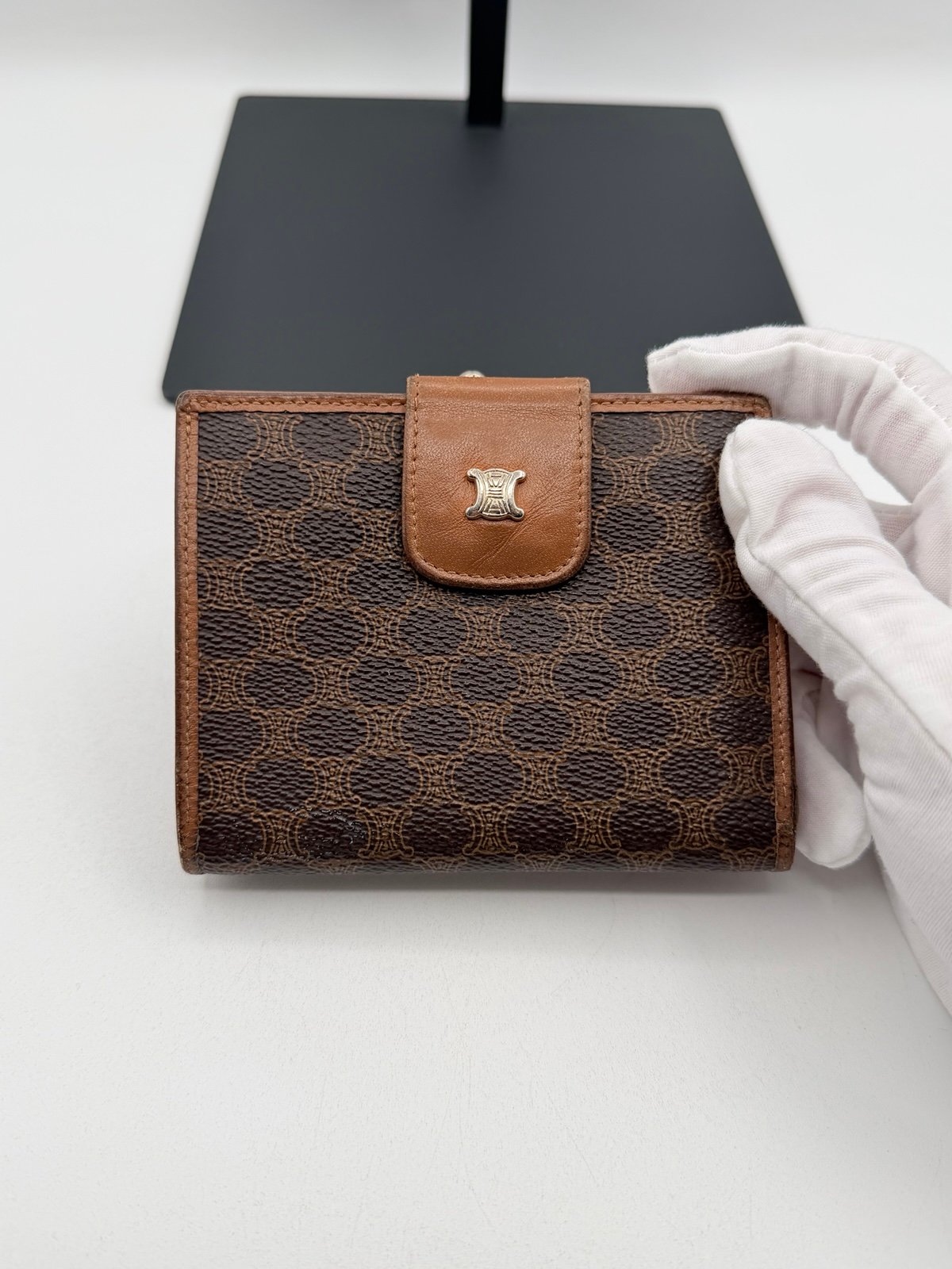 Pre-Owned Celine Triomphe Canvas Bi-Fold Wallet Brown