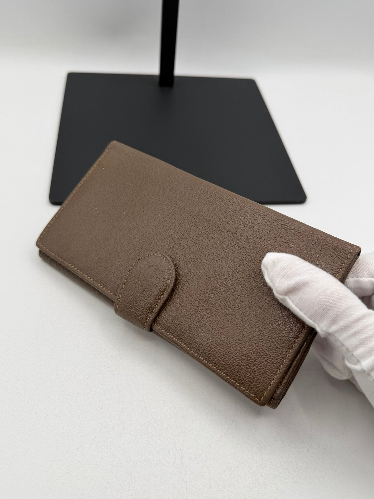 Pre-Owned Gucci Long Leather Wallet