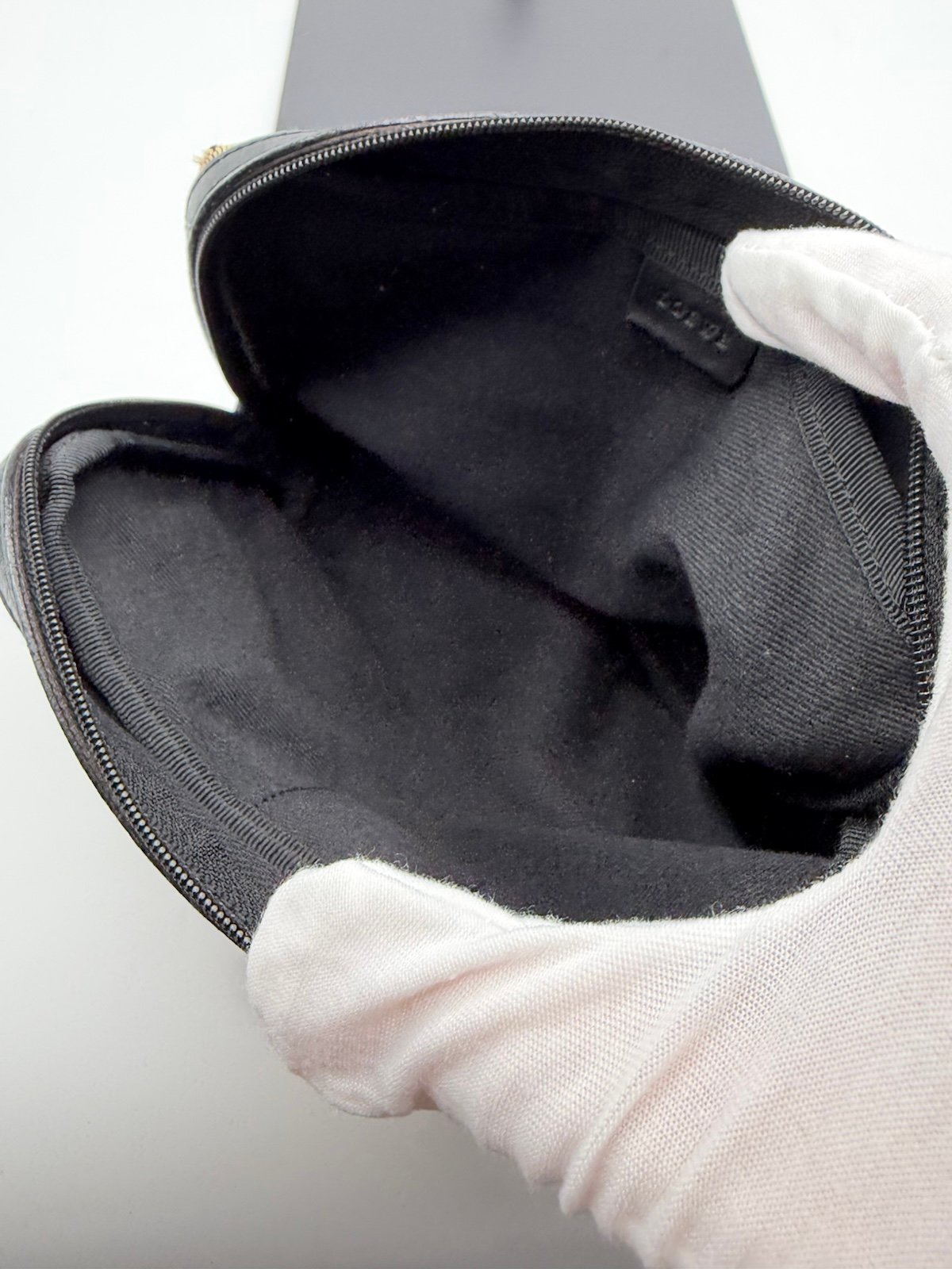 Pre-Owned Loewe Anagram Bag Pouch