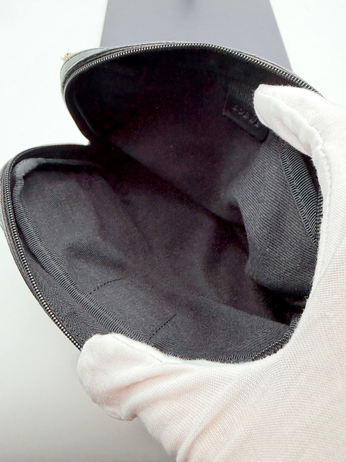 Pre-Owned Loewe Anagram Bag Pouch