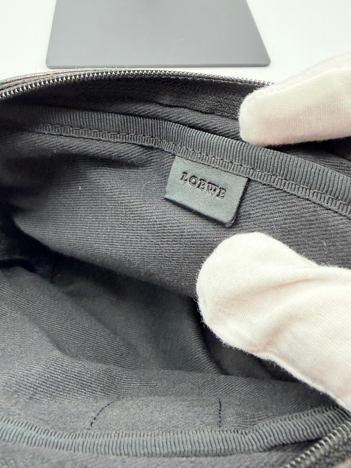 Pre-Owned Loewe Anagram Bag Pouch