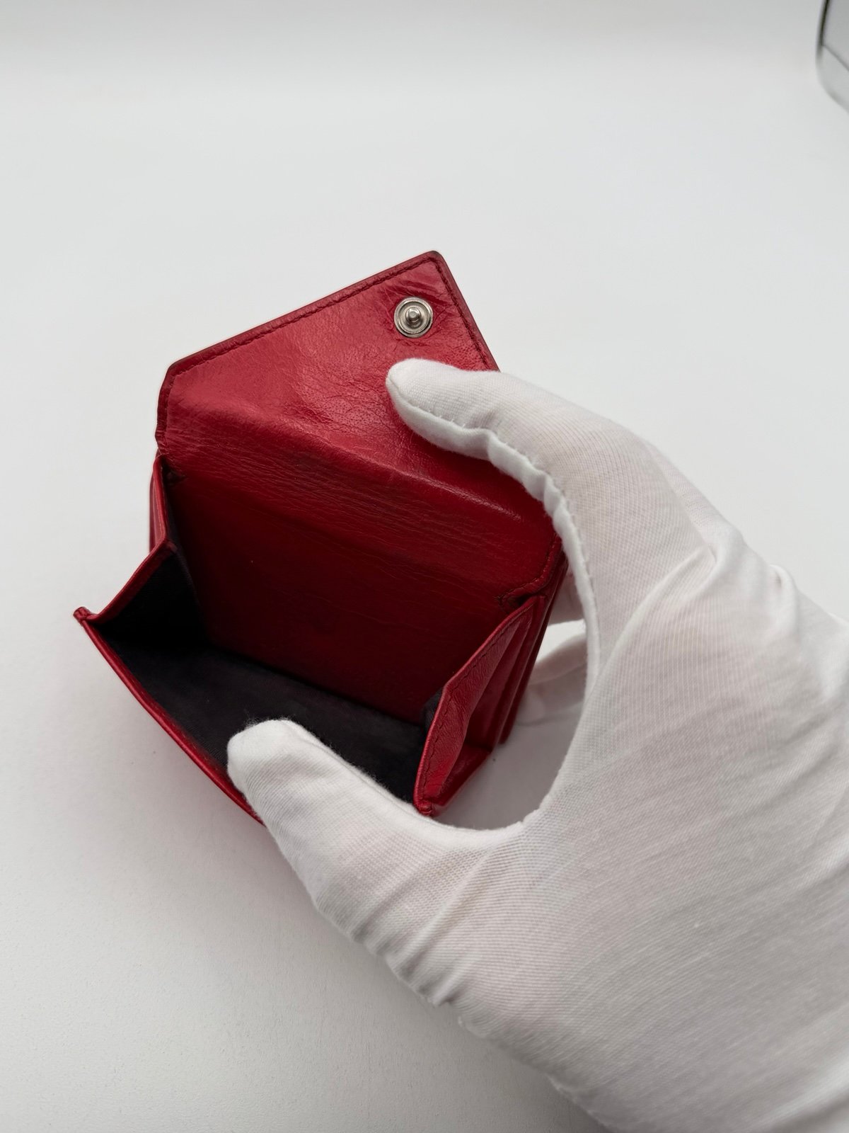 Pre-Owned Balenciaga Compact Tri fold Wallet