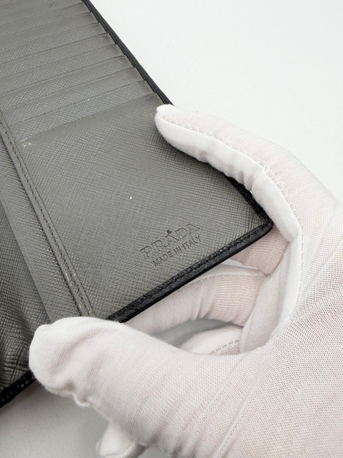 Pre-Owned Prada Long Bi Fold Wallet