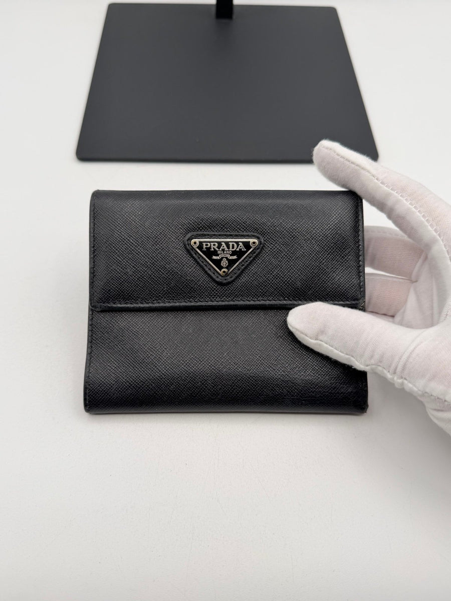 Pre-Owned Prada Saffiano Leather Wallet