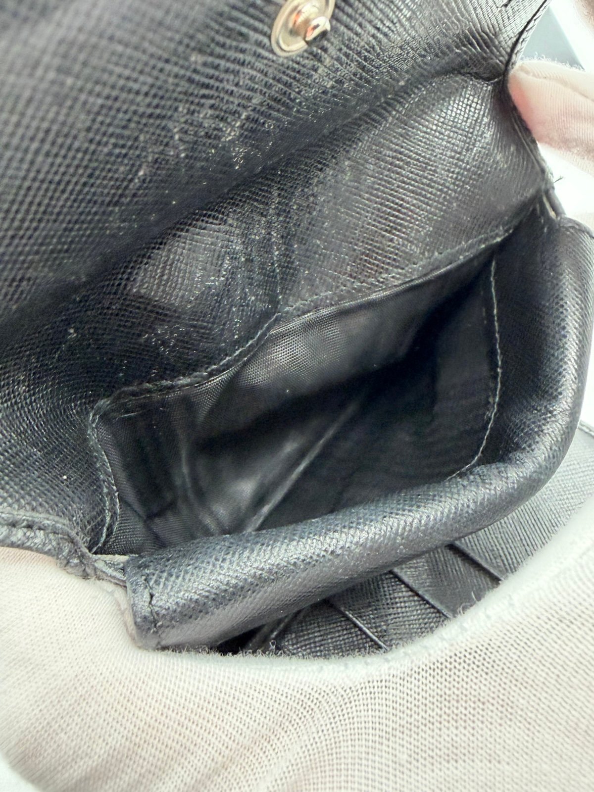 Pre-Owned Prada Saffiano Leather Wallet