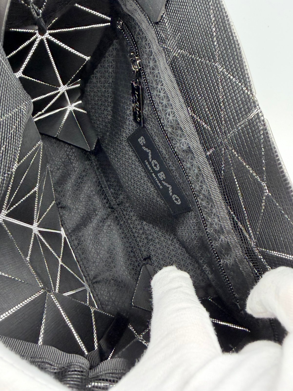 Pre-Owned BAO BAO ISSEY MIYAKE Tote Bag
