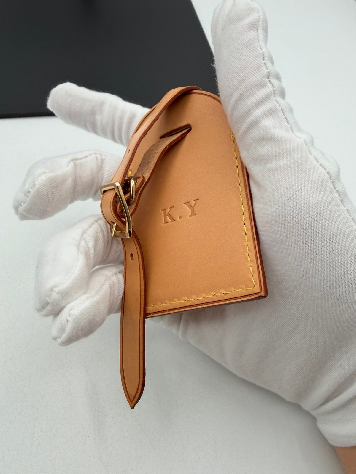 Pre-Owned Louis Vuitton Paris Made in France Luggage Tag