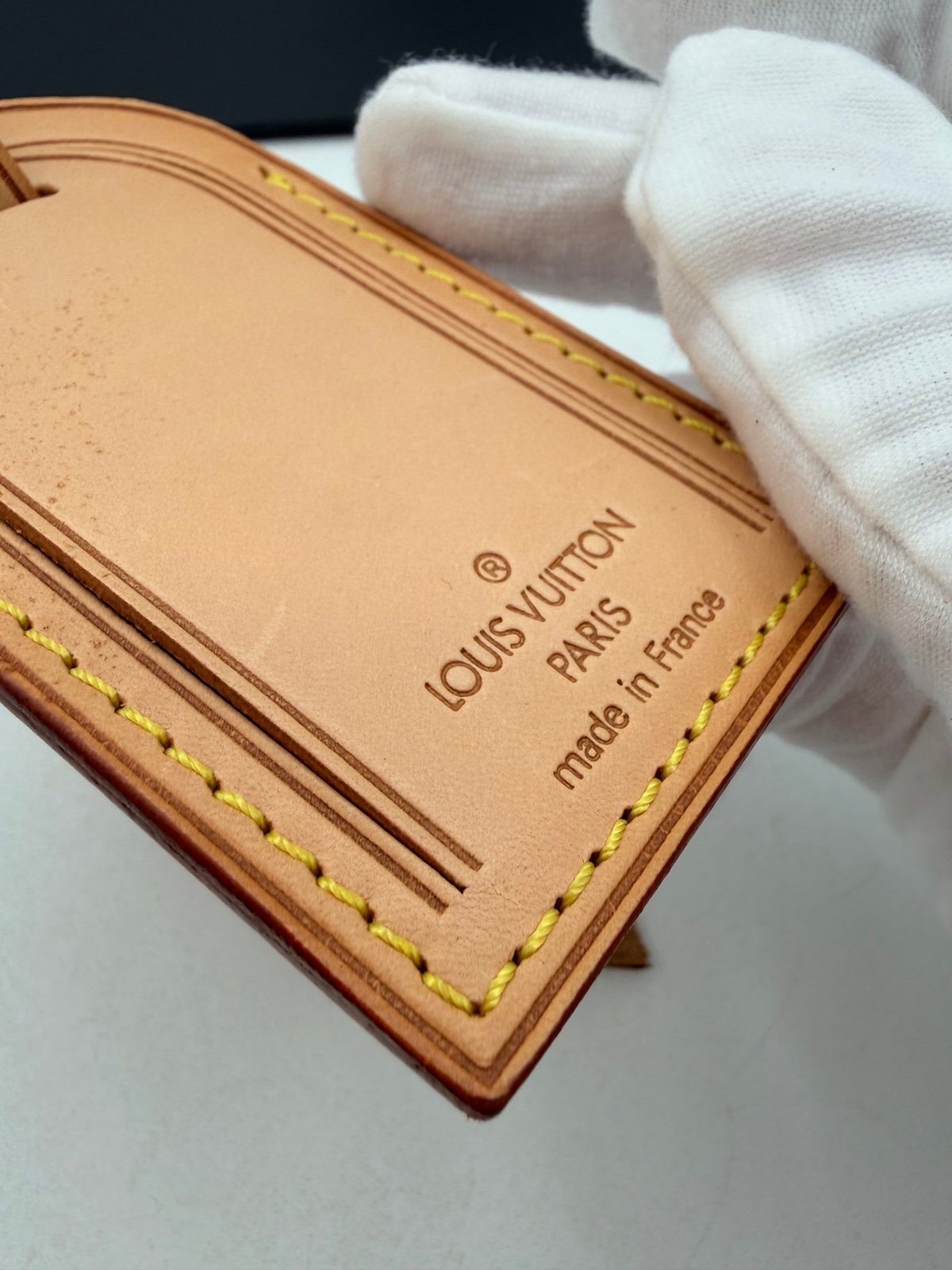 Pre-Owned Louis Vuitton Paris Made in France Luggage Tag