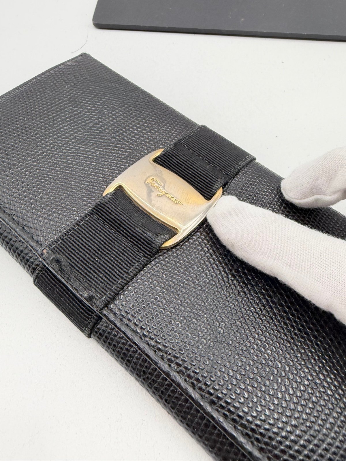Pre-Owned Salvatore Ferragamo Long Wallet