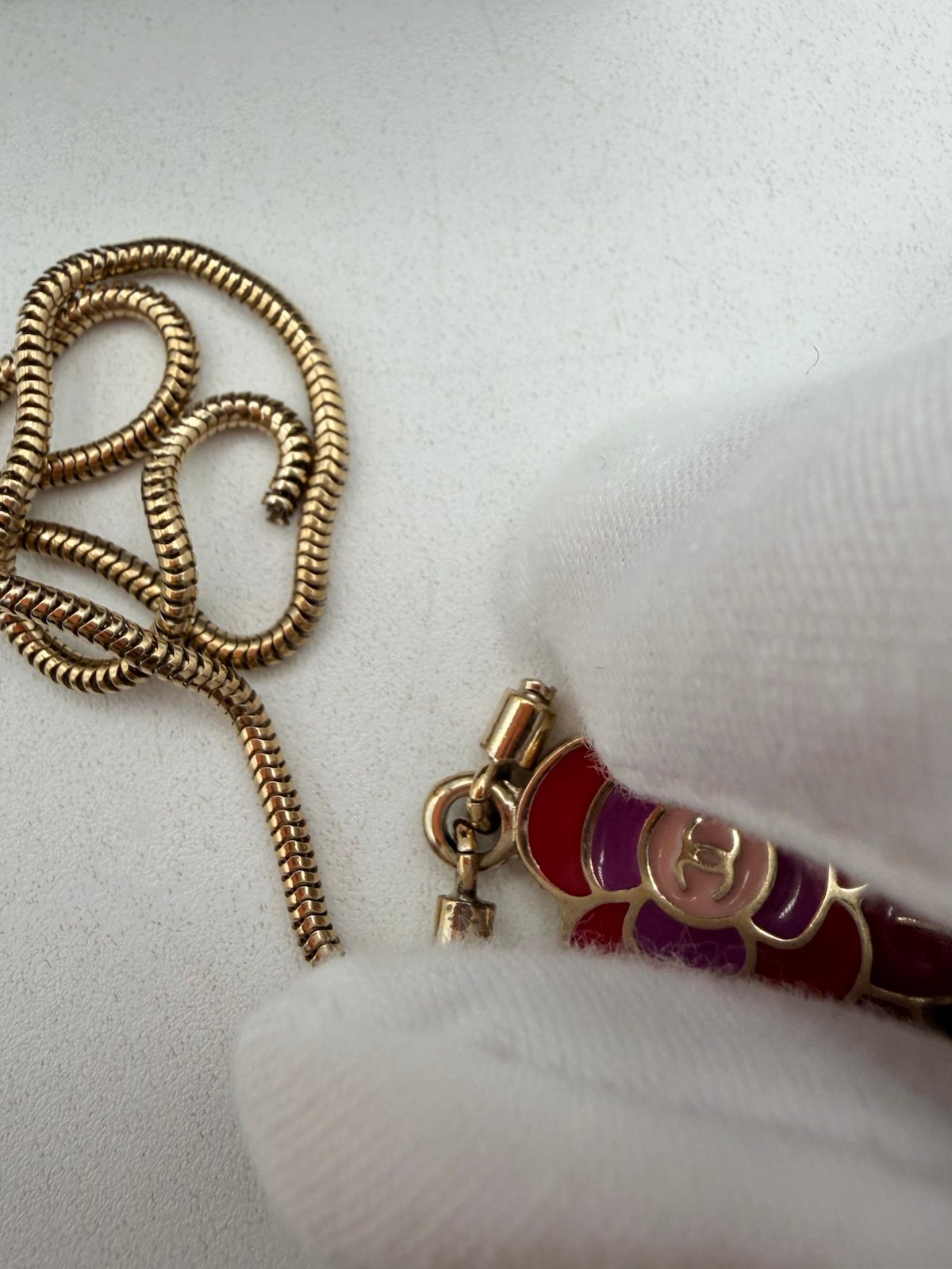 Pre-Owned Chanel Key Chain Accessory