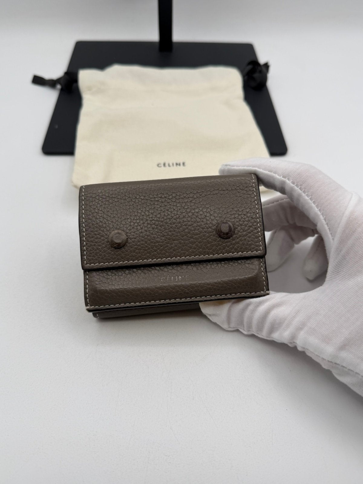 Pre-Owned Celine Pebbled Leather Wallet