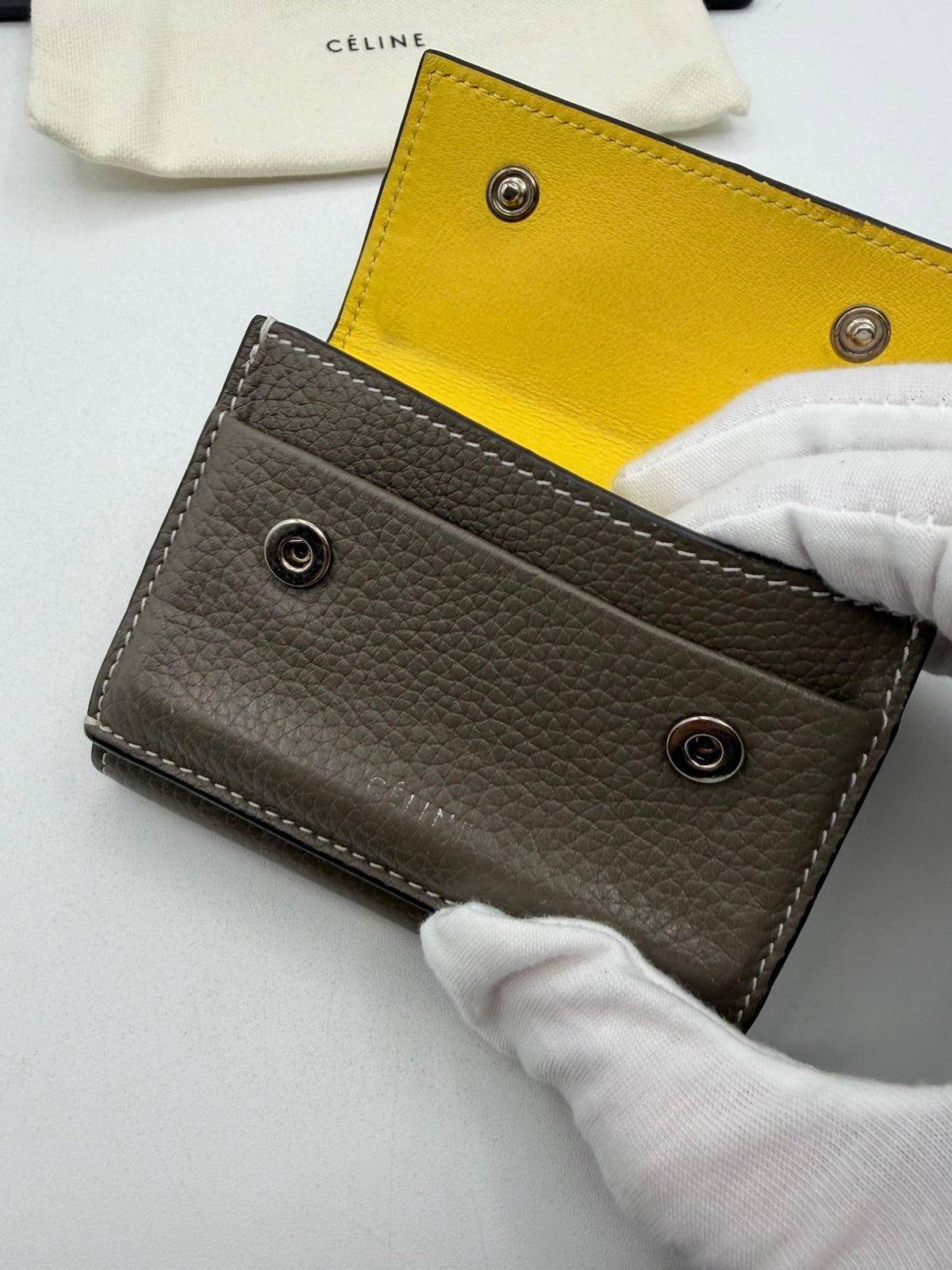 Pre-Owned Celine Pebbled Leather Wallet