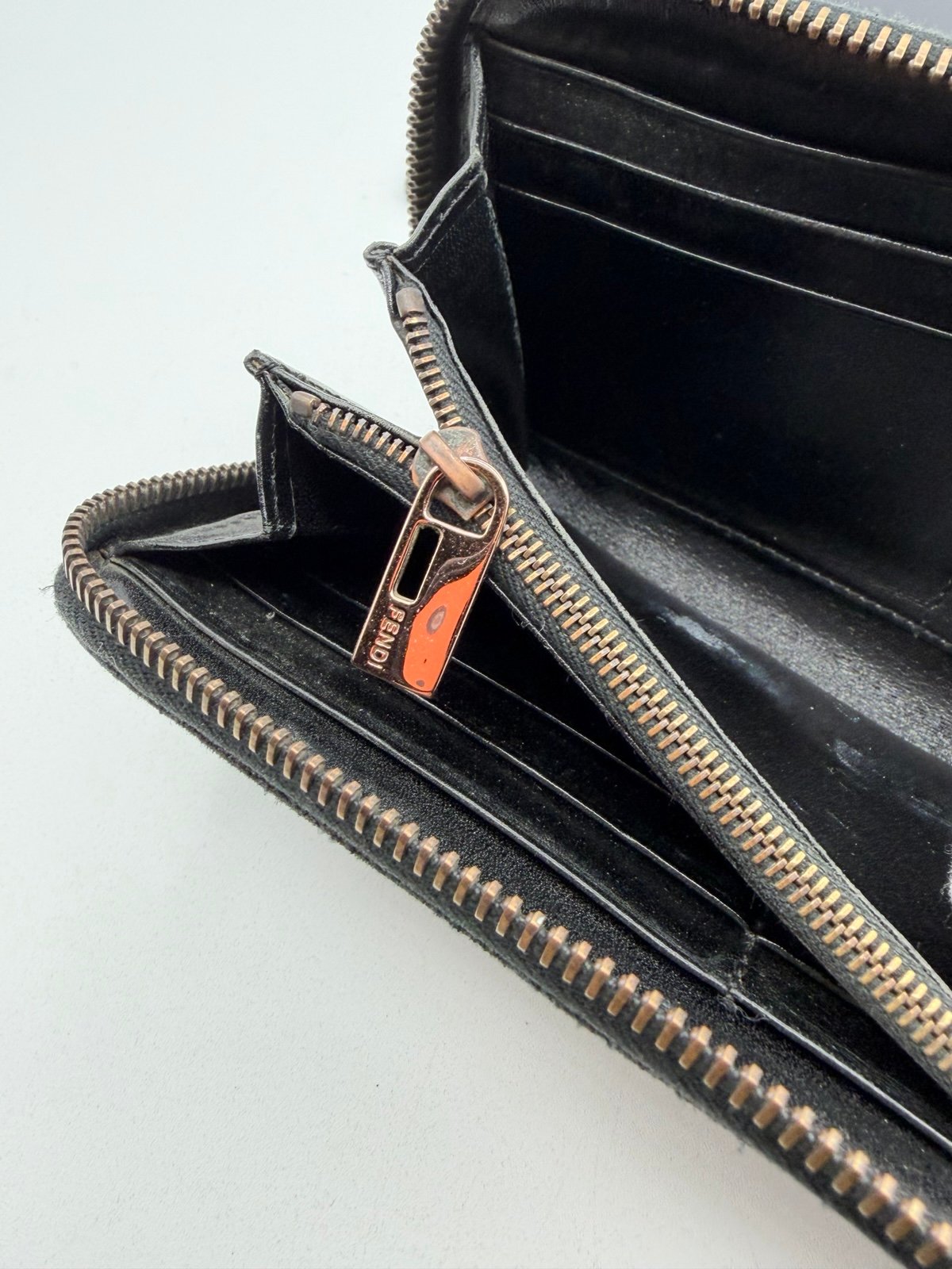 Pre-Owned Fendi Zucca Monogram Zip Around Wallet