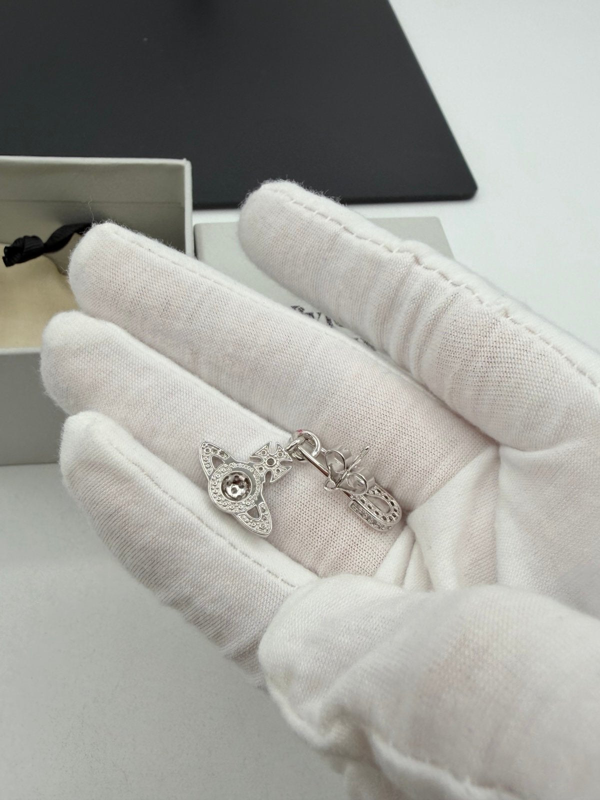 Pre-Owned Vivienne Westwood Safety pin Earrings