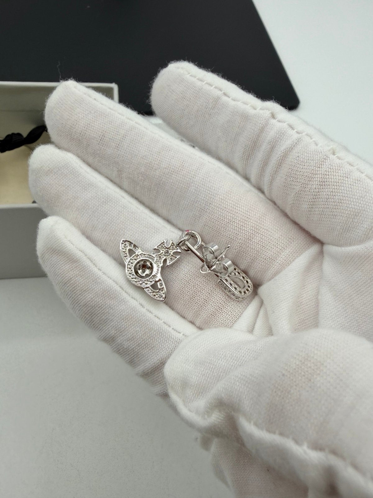 Pre-Owned Vivienne Westwood Safety pin Earrings