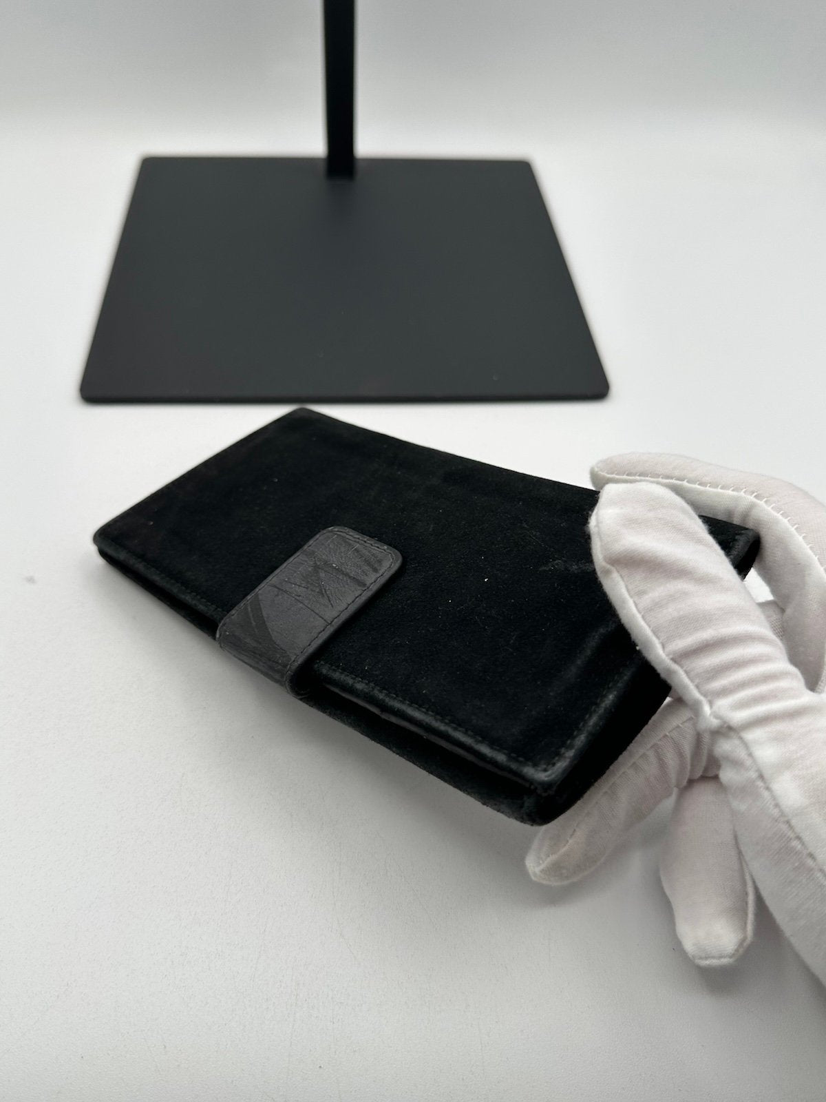 Pre-Owned Gucci Gold Horsebit Flap Wallet