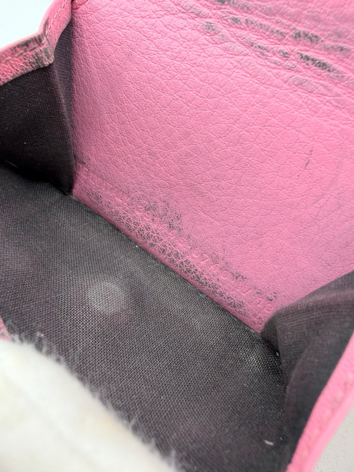 Pre-Owned Balenciaga Pink Leather Envelope Trifold Wallet