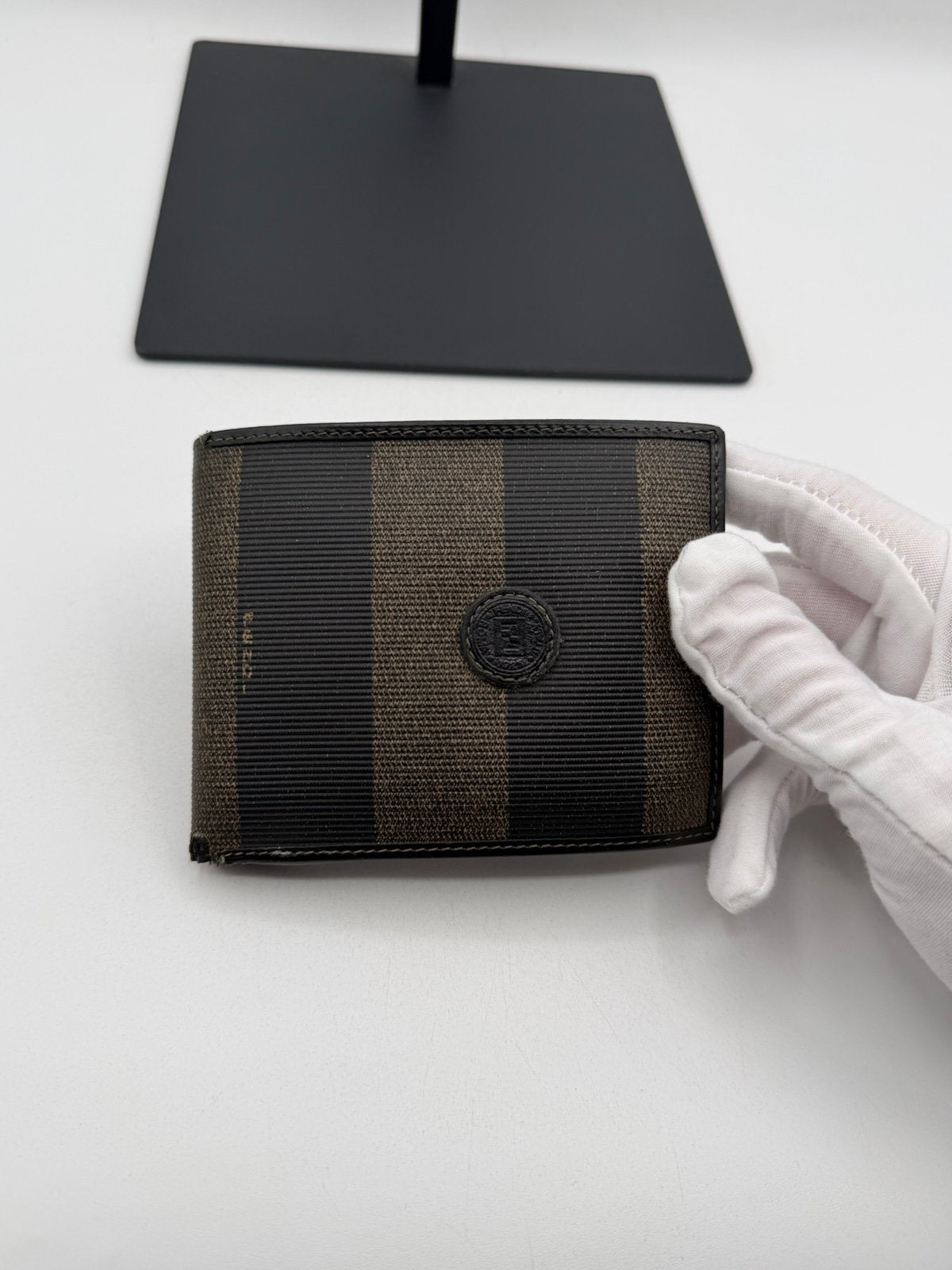 Pre-Owned Fendi Bi Fold Wallet