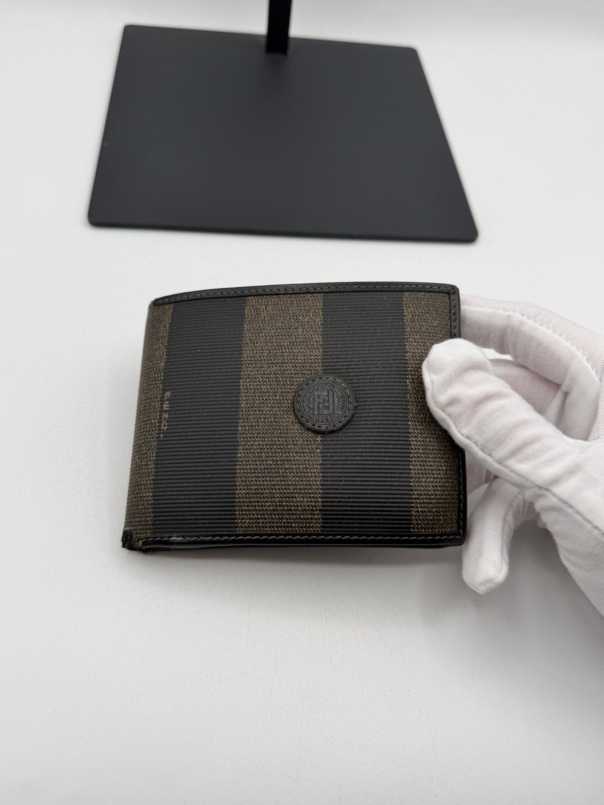 Pre-Owned Fendi Bi Fold Wallet
