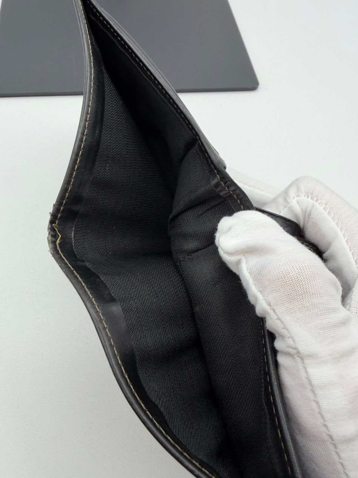Pre-Owned Fendi Bi Fold Wallet