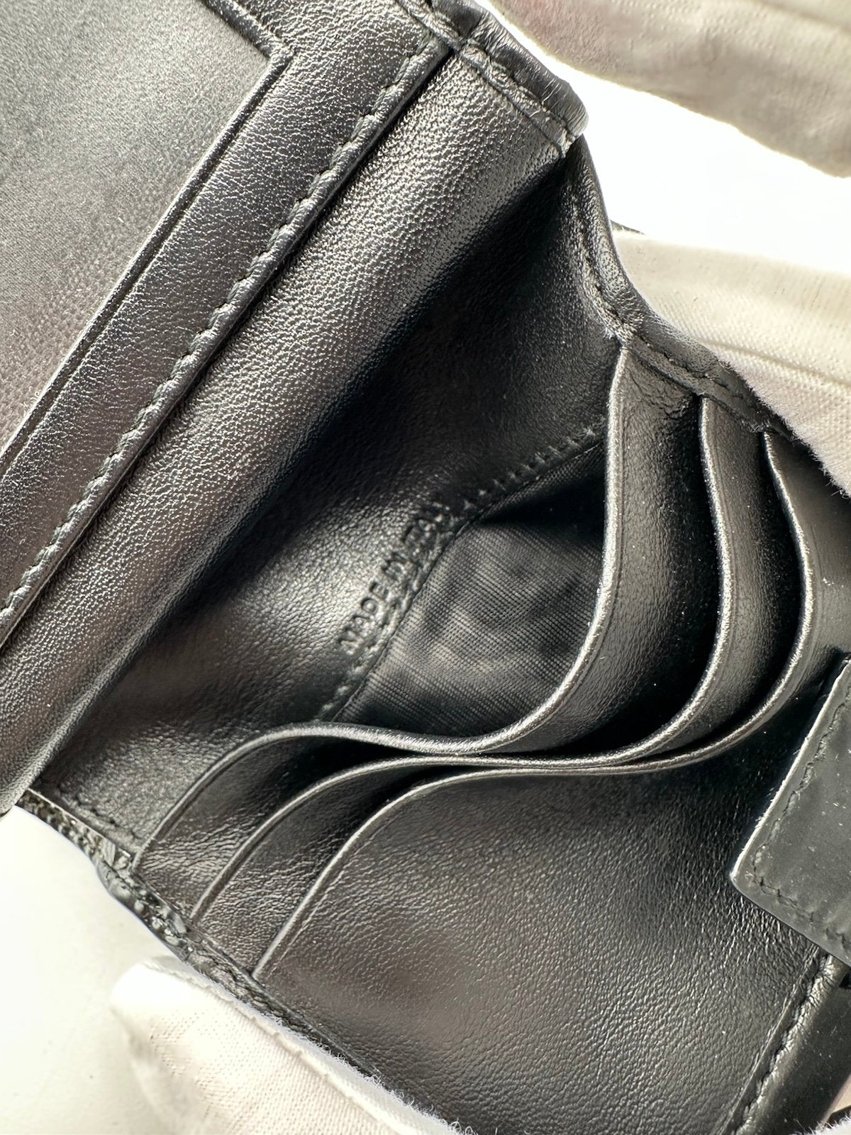 Pre-Owned Salvatore Ferragamo Patent Leather Wallet